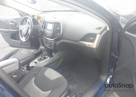 2014 Jeep Cherokee Latitude из США, поврежденный, VIN 1C4PJMCS4EW184380